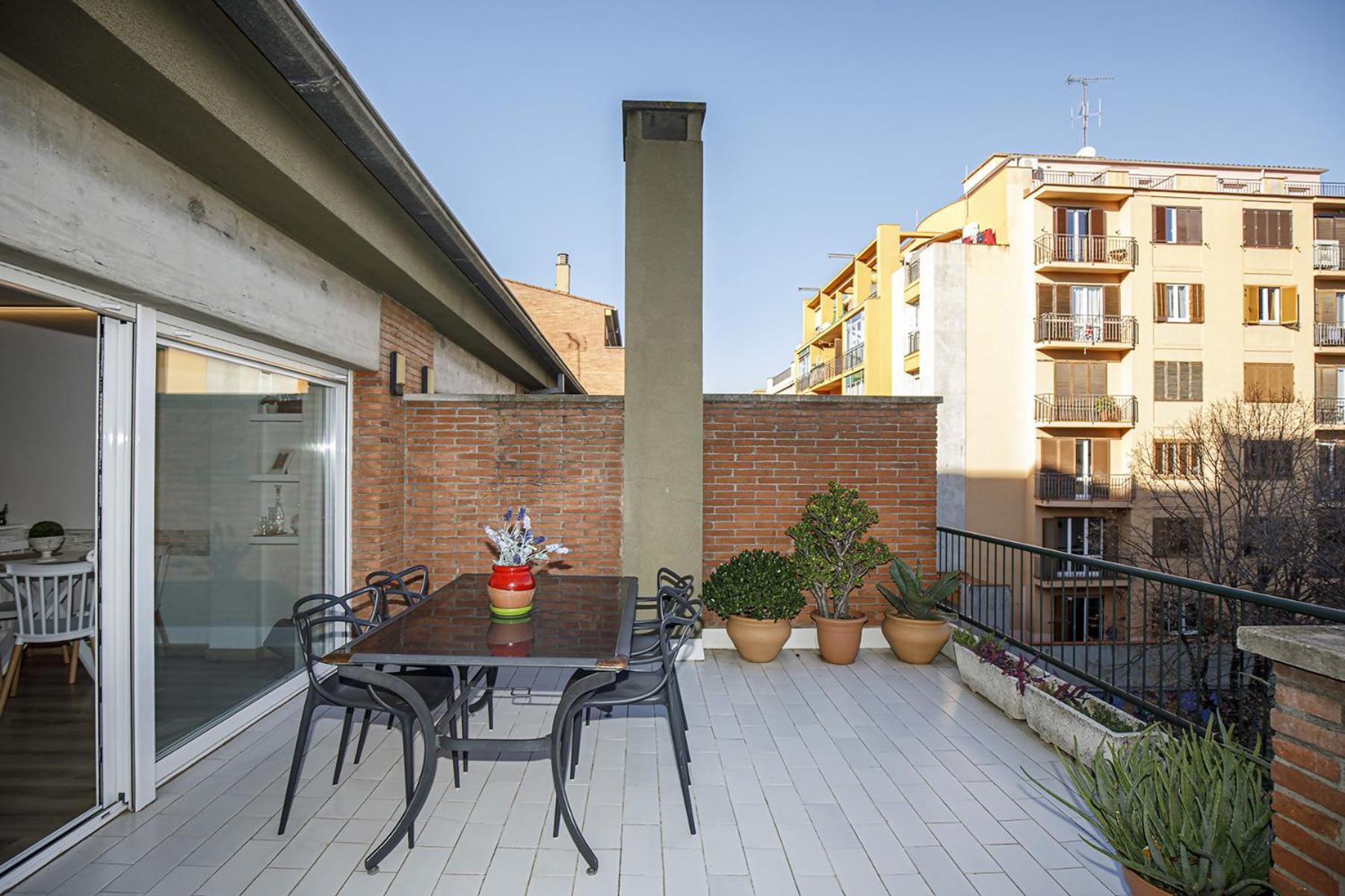 Apartamento Con Gran Terraza En Girona Kültér fotó